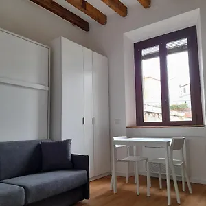  Appartamento Flat In Milano, Porta Romana